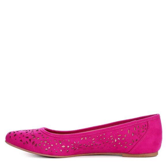 XAPPEAL Womens 'Adilene' Perforated Slip On Flats - Picture 4 of 7